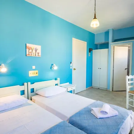 P I G A D I A B A Y Lägenhetshotell