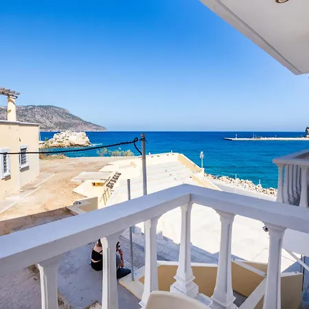 P I G A D I A B A Y 3* Karpathos