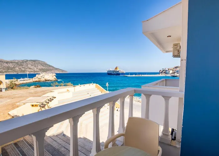 P I G A D I A B A Y 3* Karpathos