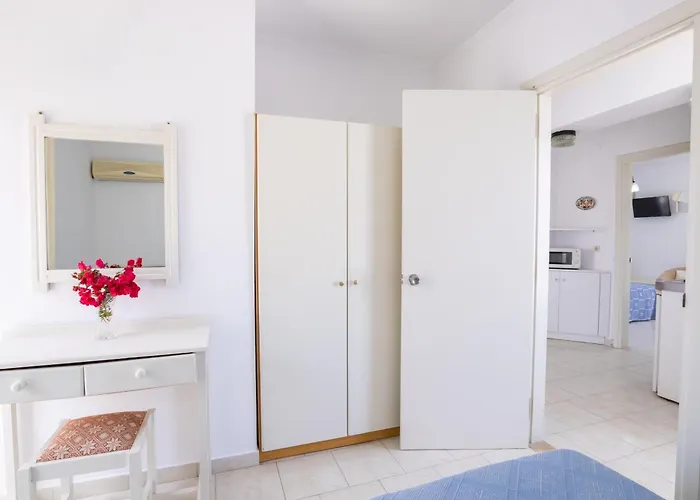 P I G A D I A B A Y 3* كارباثوس